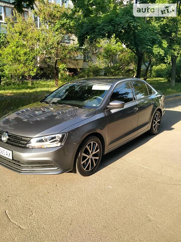 Седан Volkswagen Jetta 2016 в Киеве