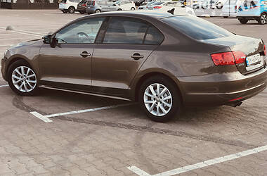 Седан Volkswagen Jetta 2011 в Житомире