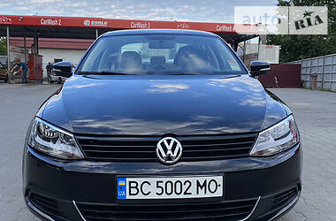 Седан Volkswagen Jetta 2014 в 