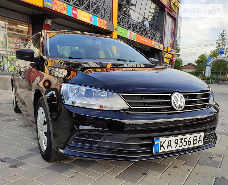Volkswagen Jetta Sedan 2.0