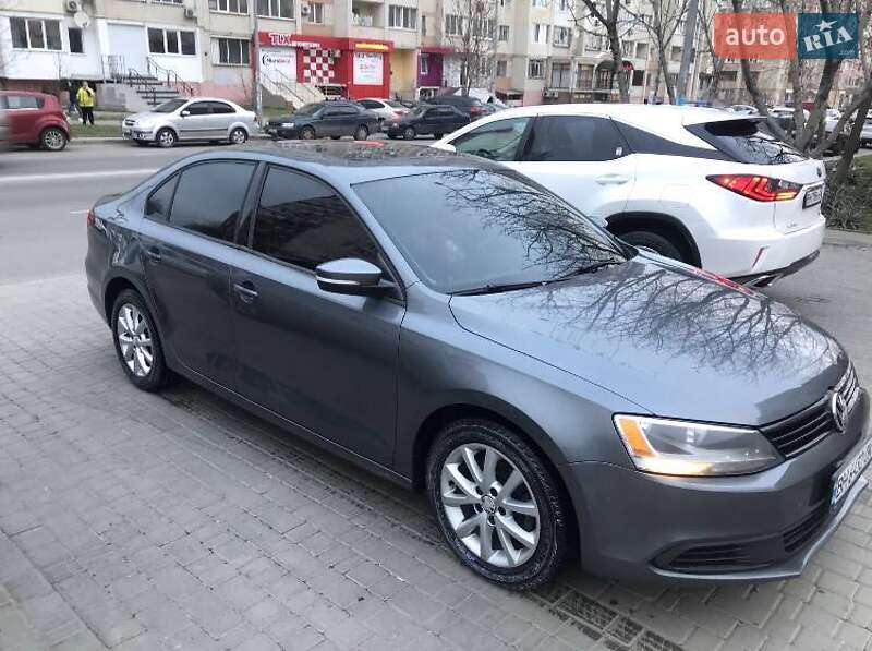 Седан Volkswagen Jetta 2010 в Києві