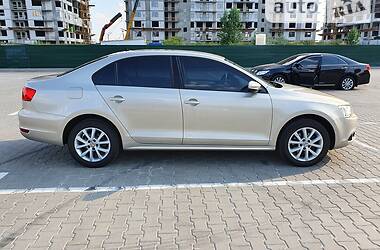 Седан Volkswagen Jetta 2011 в Києві