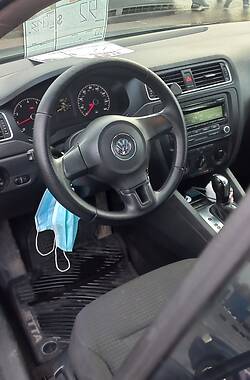 Седан Volkswagen Jetta 2013 в Черкассах