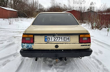 Седан Volkswagen Jetta 1985 в Львове