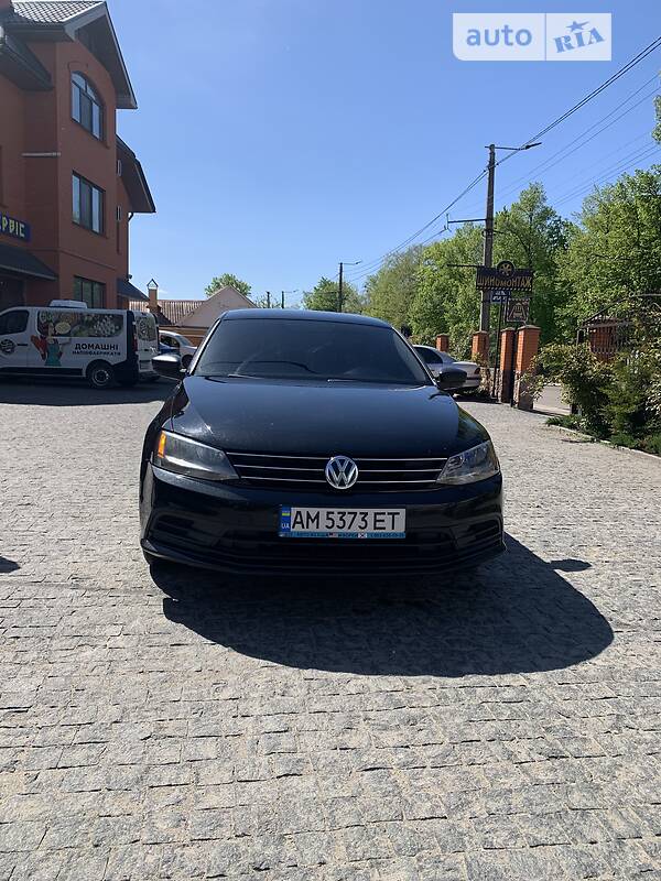 Седан Volkswagen Jetta 2015 в Житомире
