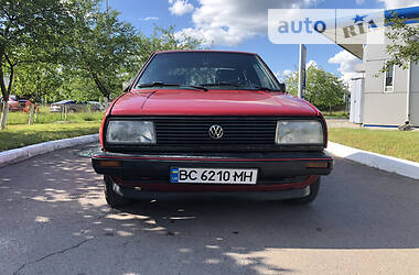 Седан Volkswagen Jetta 1987 в Львове