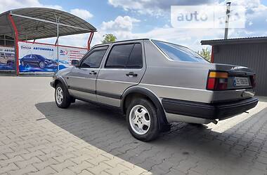 Седан Volkswagen Jetta 1988 в Чернівцях