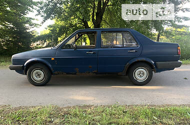 Седан Volkswagen Jetta 1987 в Калиновке