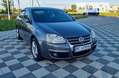 Седан Volkswagen Jetta 2008 в Бродах