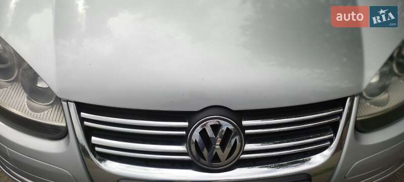 Седан Volkswagen Jetta 2009 в Києві