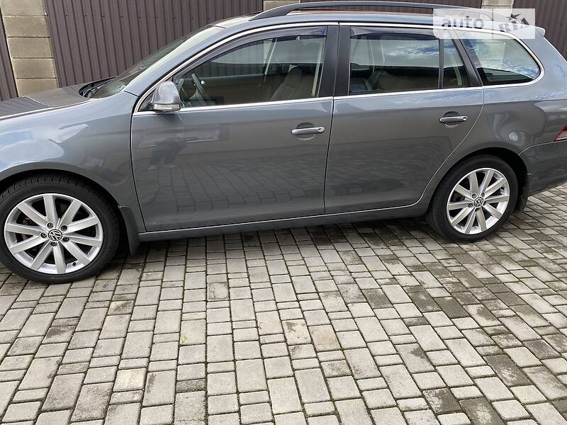 Универсал Volkswagen Jetta 2011 в Луцке