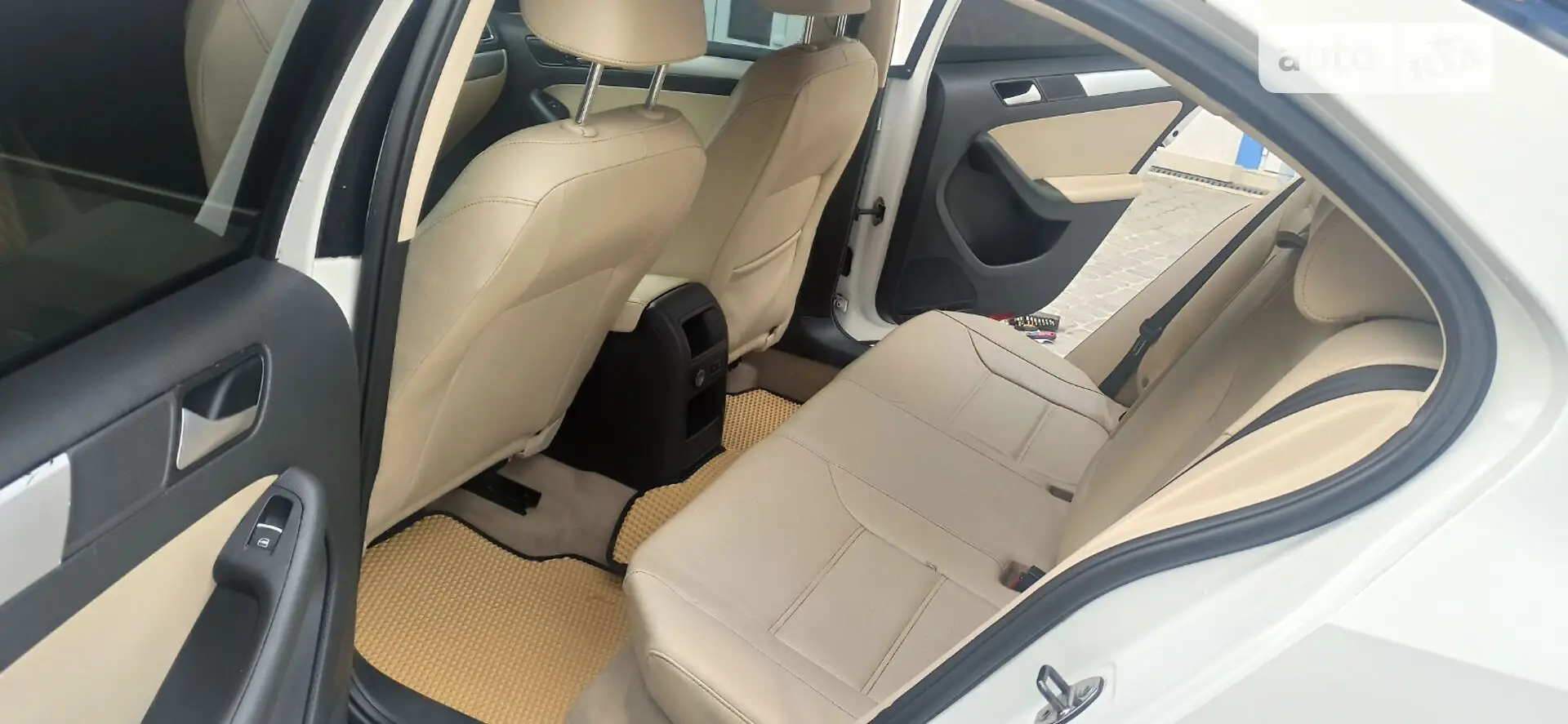 2013 Volkswagen Jetta - мініатюра 2