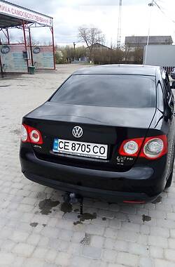 Седан Volkswagen Jetta 2006 в Хотине