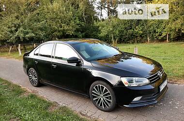 Седан Volkswagen Jetta 2016 в Кельменцах