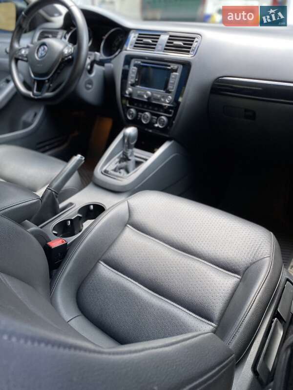 Седан Volkswagen Jetta 2014 в Чернігові фото 18 Седан Volkswagen Jetta 2014 в Чернігові