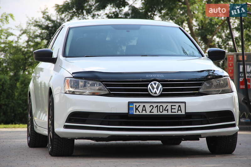 Седан Volkswagen Jetta 2015 в Бучачі