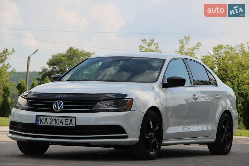 Седан Volkswagen Jetta 2015 в Бучачі