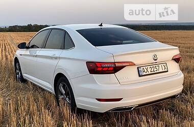 Седан Volkswagen Jetta 2018 в Харькове