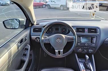 Седан Volkswagen Jetta 2012 в Кривому Розі