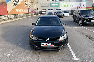 Седан Volkswagen Jetta 2012 в Черкасах