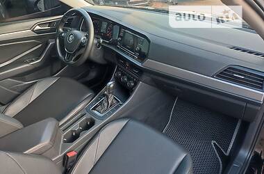 Седан Volkswagen Jetta 2018 в Чернигове
