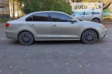 Седан Volkswagen Jetta 2012 в Харькове