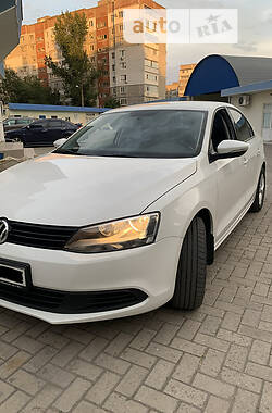 Седан Volkswagen Jetta 2014 в Миколаєві