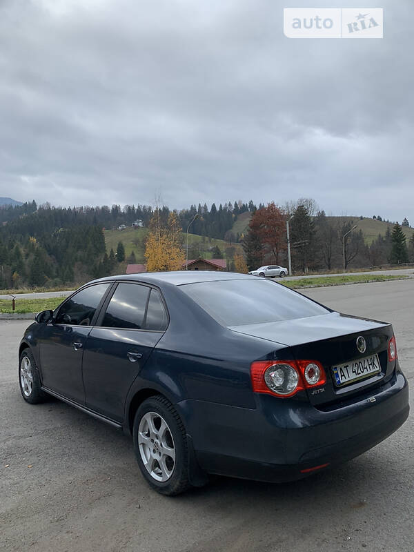 Седан Volkswagen Jetta 2008 в Верховине
