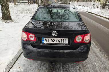 Седан Volkswagen Jetta 2005 в Тернополе