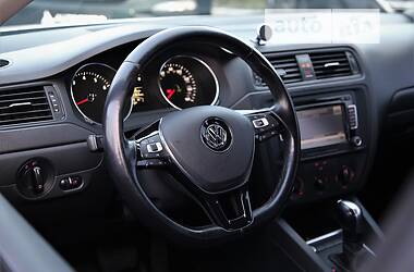 Седан Volkswagen Jetta 2015 в Харкові