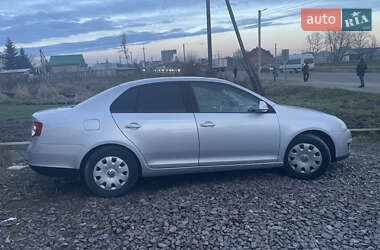 Седан Volkswagen Jetta 2006 в Львове