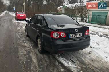 Седан Volkswagen Jetta 2006 в Киеве