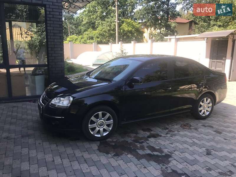 Седан Volkswagen Jetta 2006 в Киеве