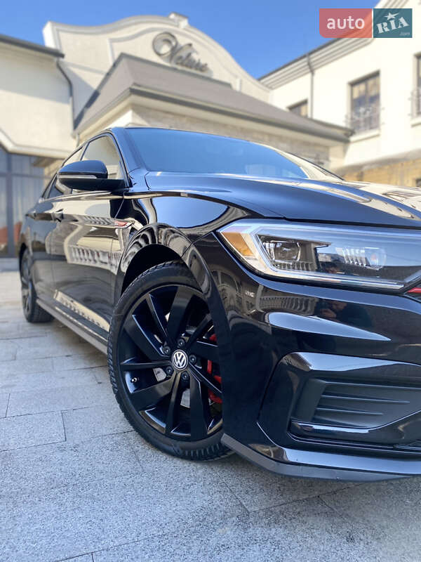 Седан Volkswagen Jetta 2019 в Мукачево