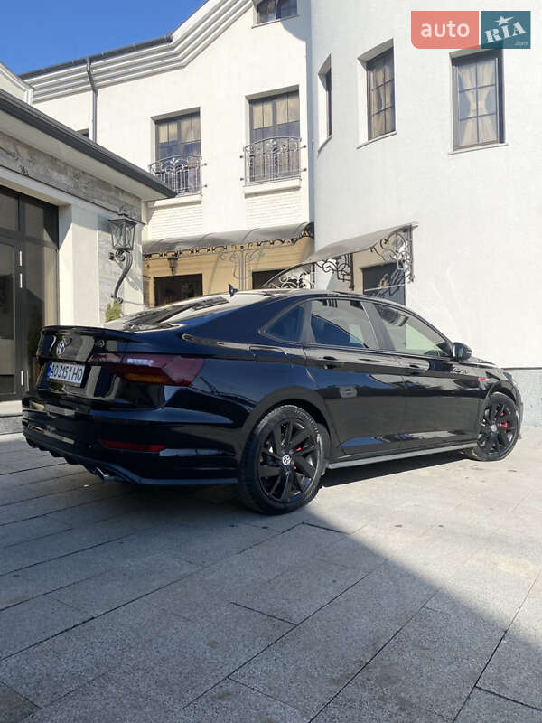 Седан Volkswagen Jetta 2019 в Мукачево