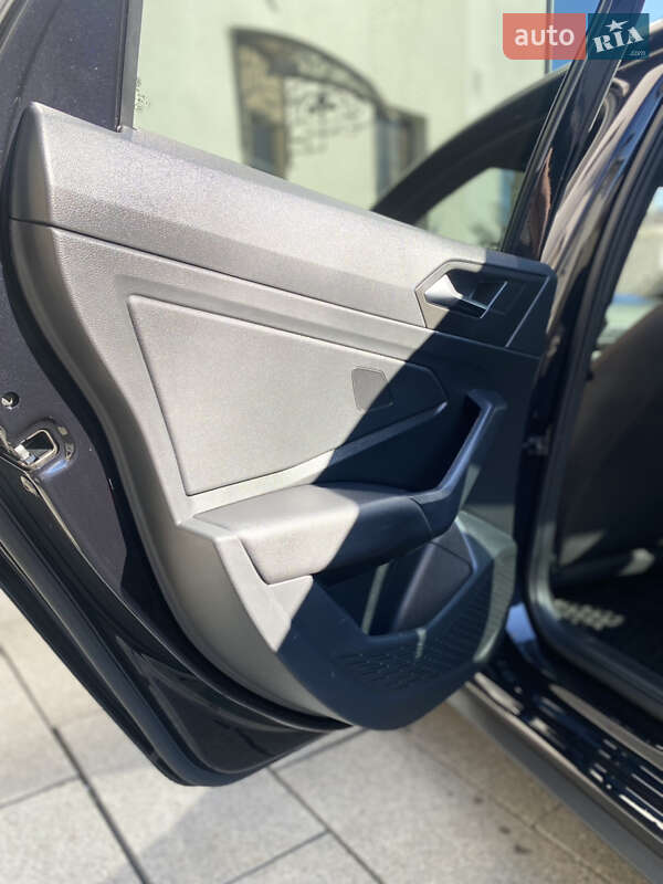 Седан Volkswagen Jetta 2019 в Мукачево