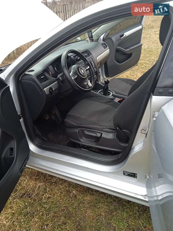 Седан Volkswagen Jetta 2012 в Вознесенську