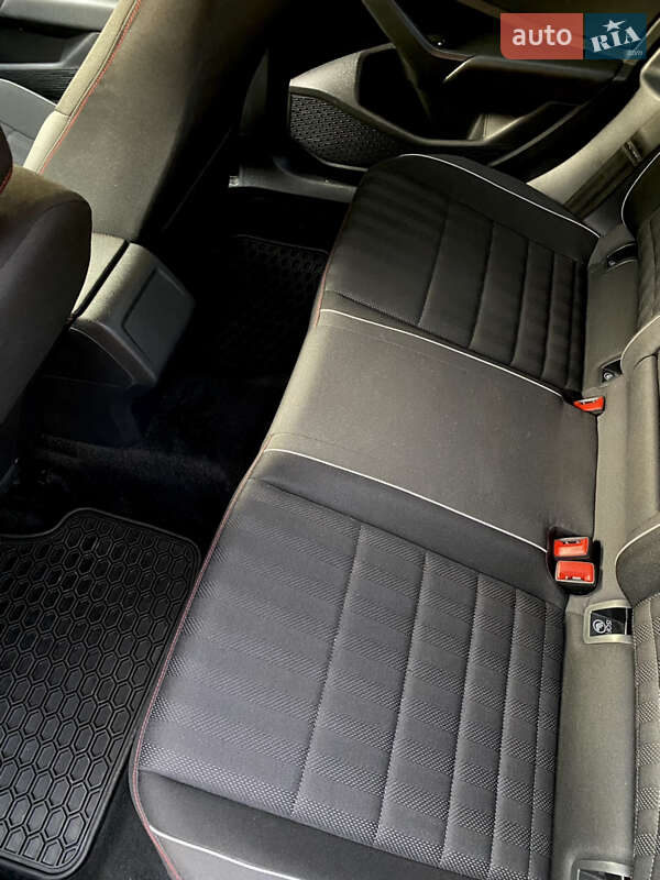 Седан Volkswagen Jetta 2019 в Мукачево