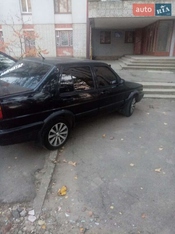 Седан Volkswagen Jetta 1988 в Львові