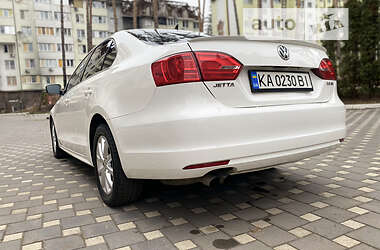 Седан Volkswagen Jetta 2012 в Ирпене