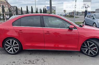 Седан Volkswagen Jetta 2013 в Львові