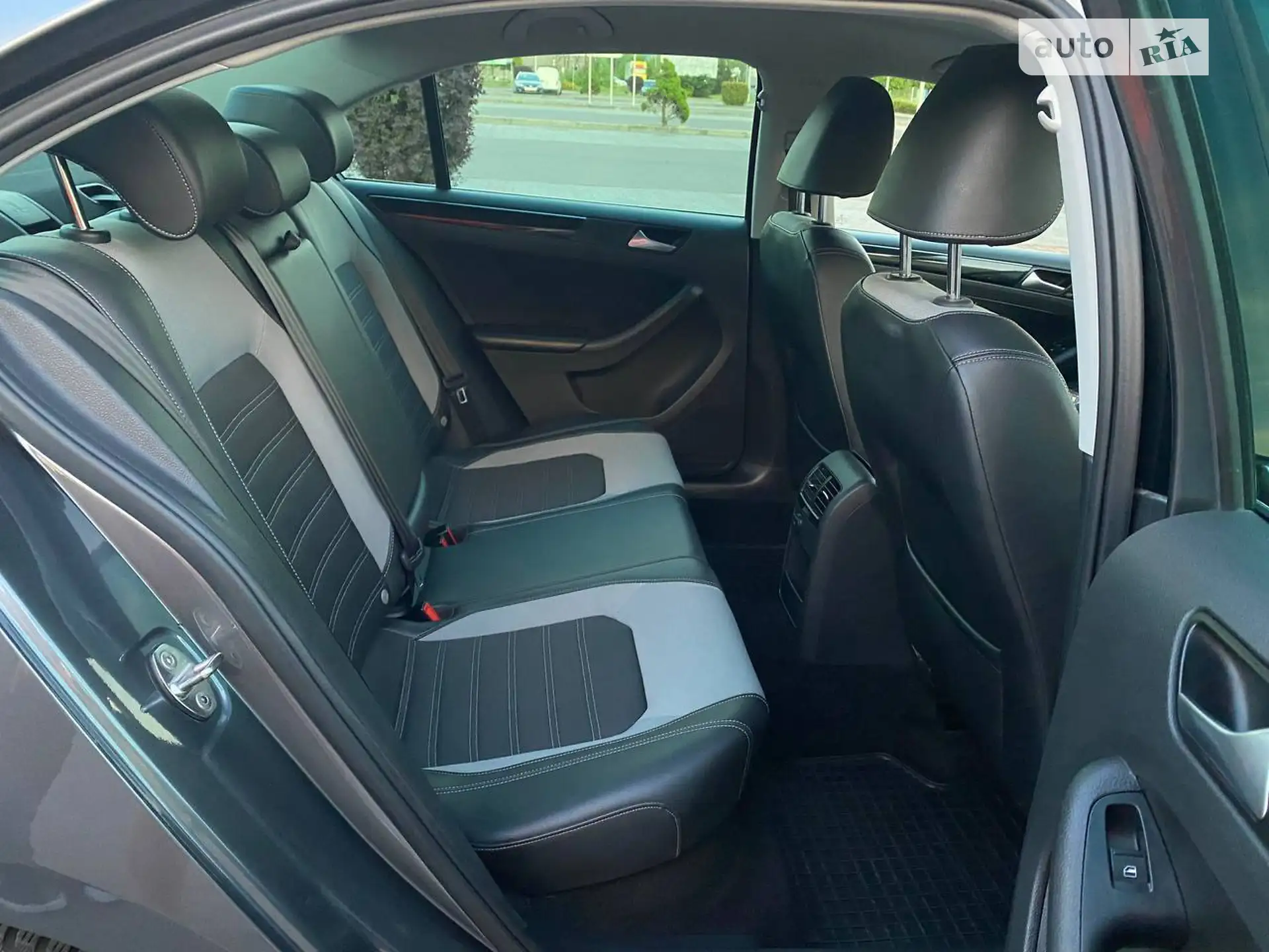 2017 Volkswagen Jetta - мініатюра 18