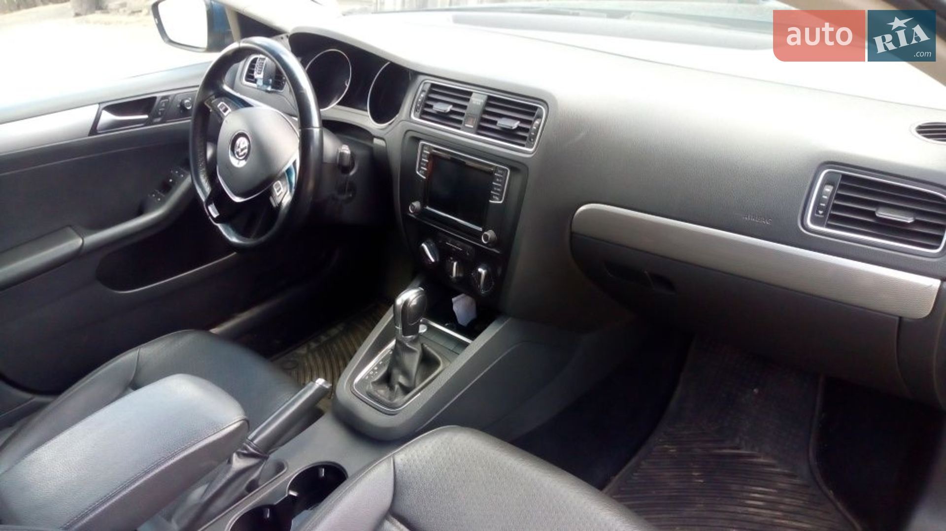 2015 Volkswagen Jetta - фото 1