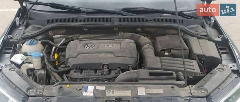 Седан Volkswagen Jetta 2014 в Зіньківі