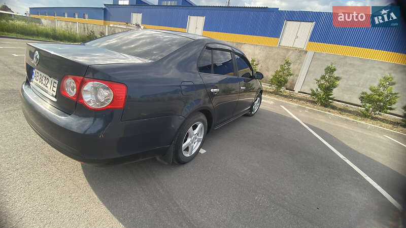 Седан Volkswagen Jetta 2008 в Вінниці