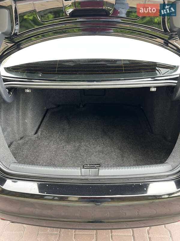 Седан Volkswagen Jetta 2012 в Киеве фото 12 Седан Volkswagen Jetta 2012 в Киеве