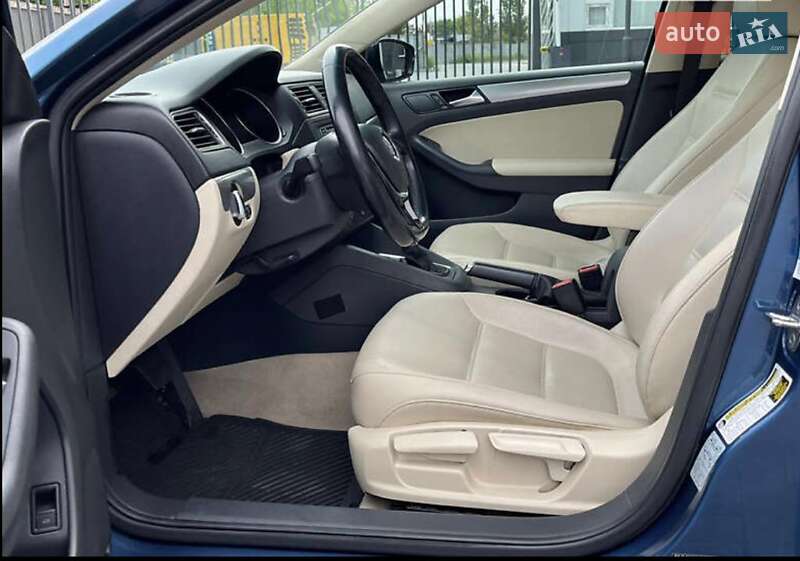 Седан Volkswagen Jetta 2015 в Одессе