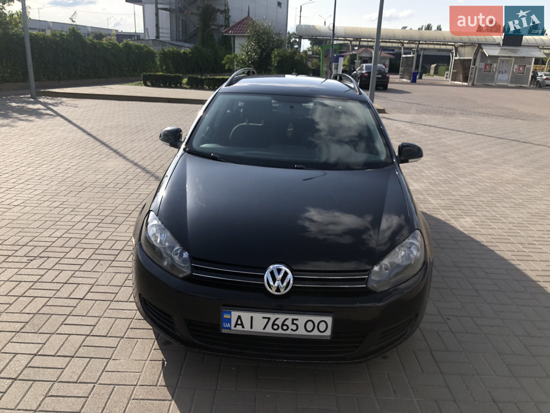 2011 Volkswagen Jetta - фото 1