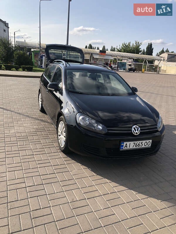 Універсал Volkswagen Jetta 2011 в Києві