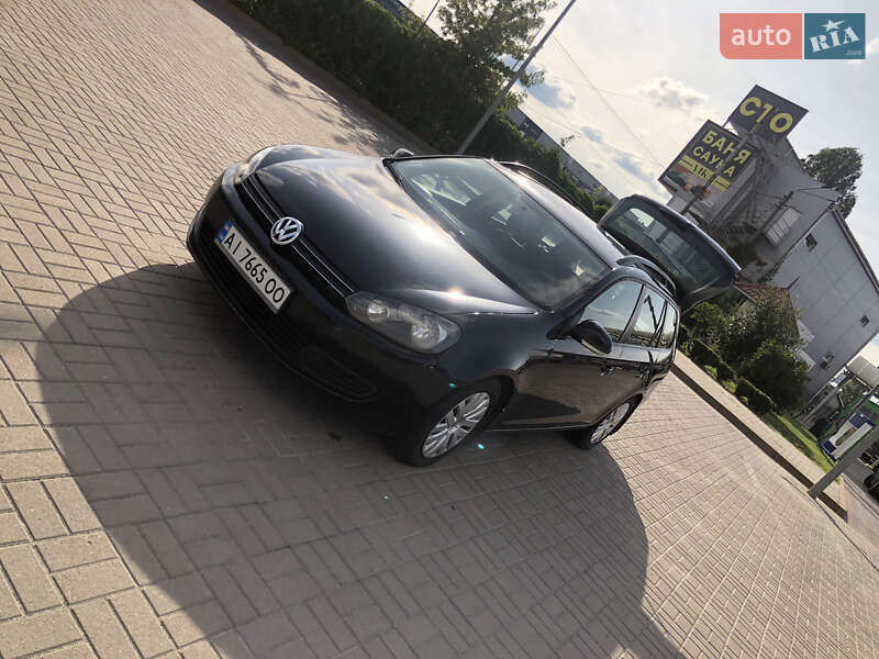 Універсал Volkswagen Jetta 2011 в Києві
